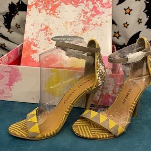 Chinese Laundry Heels size 6